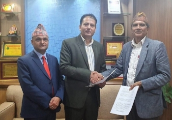 गरिमा विकास बैंक र आमा बहुउद्देश्यीय सहकारीबीच सम्झौता