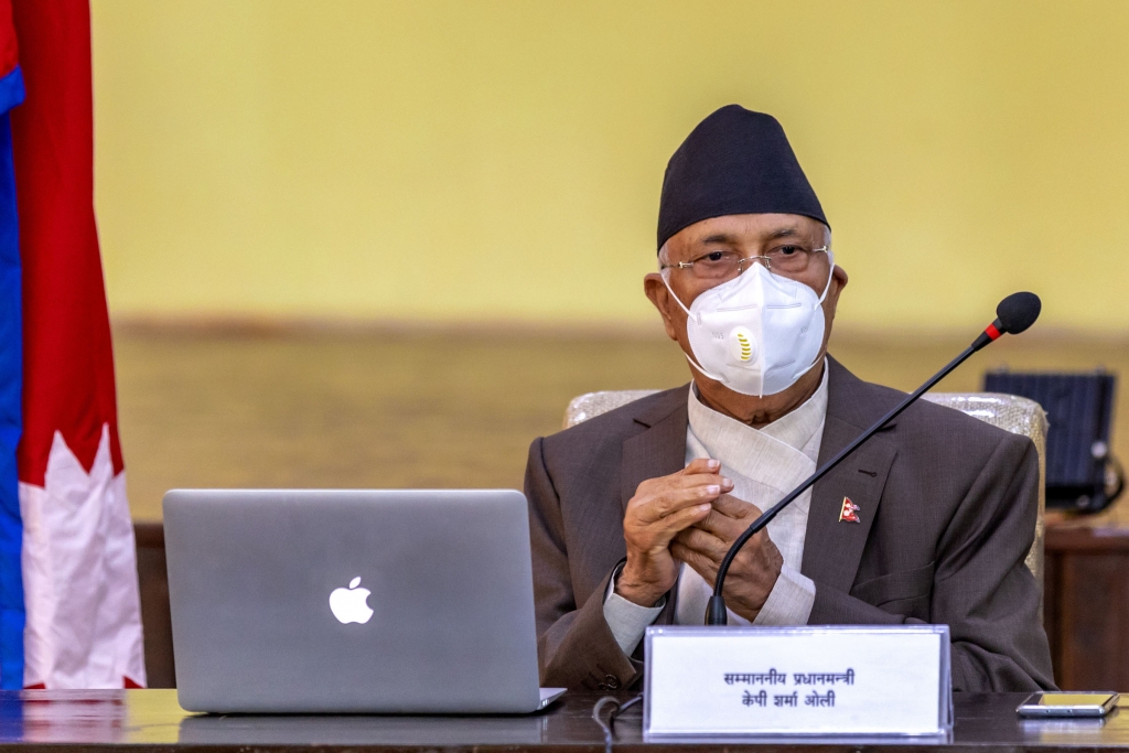 व्यवसायीलाई अप्ठ्यारो पार्ने सरकारको नियत छैन :  प्रधानमन्त्री