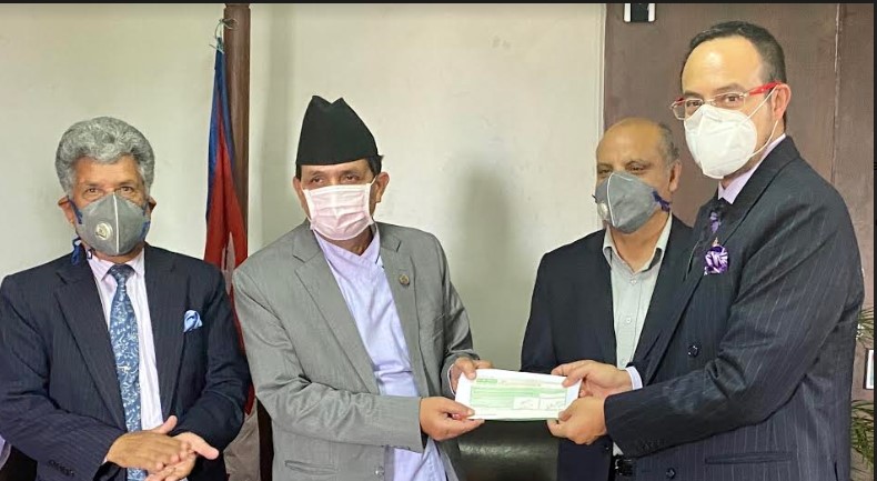 नबिल बैंकद्धारा कोराना कोषमा आर्थिक सहयोग