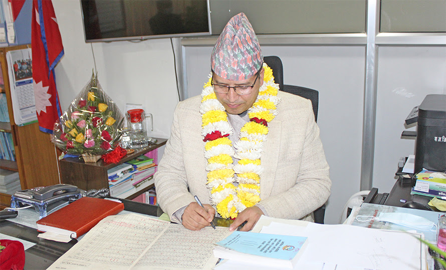 सर्वोच्च अदालतका मुख्य रजिष्ट्रारमा कुँवर र रजिष्ट्रारमा पौडेल