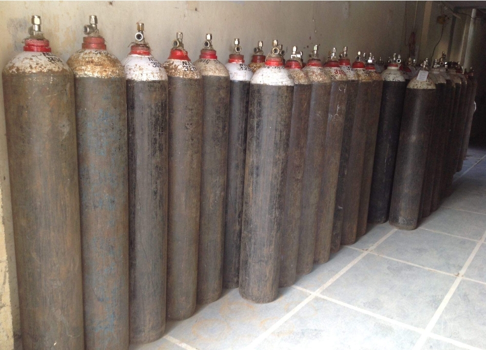उपत्यकाबाट ६ हजार ४८४ थान अक्सिजन सिलिण्डर  जफत