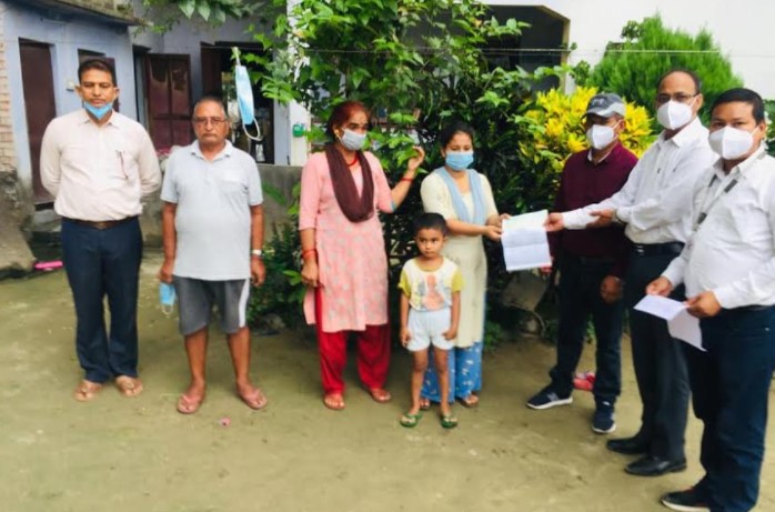 यूनियन लाइफद्धारा ४२ लाख १२ हजार रुपैयाँ मृत्यु दाबी भुक्तानी