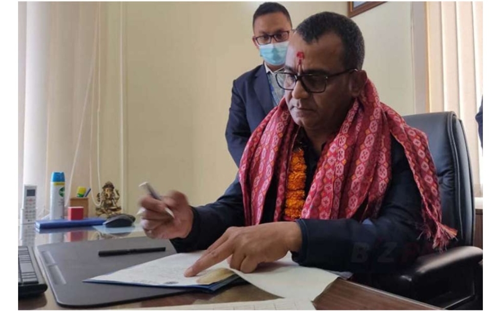 बजारको चिन्ता भएरै यहाँ छु, साना लगानीकर्तालाई बचाउने मेरो उदेश्य’: धितोपत्र बोर्ड अध्यक्ष हमाल