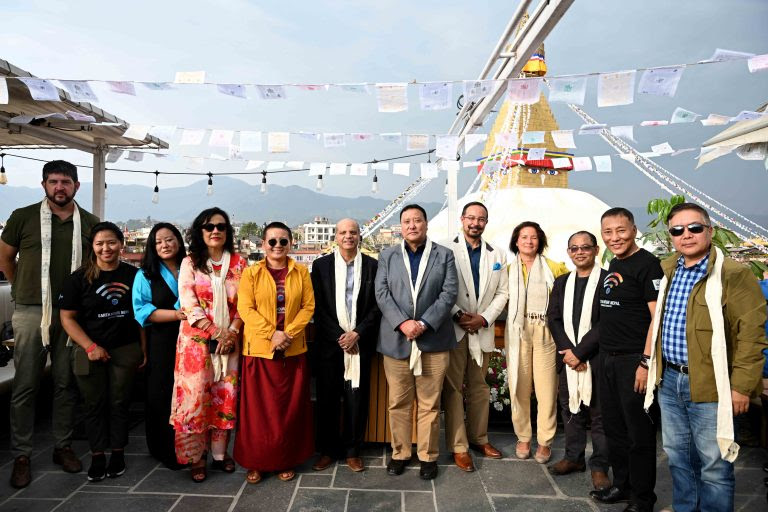 नबिल बैंकले बौद्धनाथ स्तुपामा जडान गर्यो वातावरण मैत्री लुङ्गटा