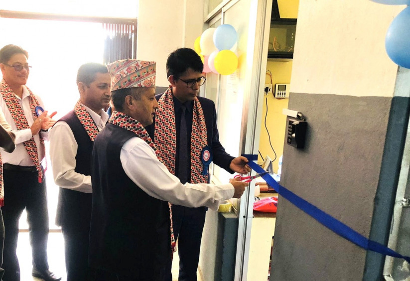 उदयपुर मालपोत कार्यालयमा मेगा बैंकको एक्सटेन्सन काउन्टर विस्तार