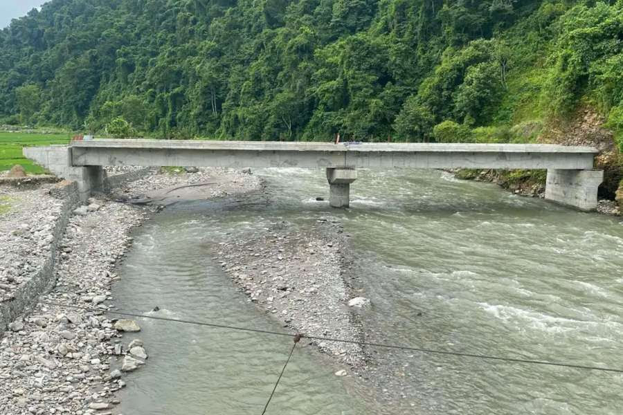 बाटो नै नभएको ठाउँमा पुल बनाउने सचिव सहित ३ जना विरुद्द भ्रष्ट्राचार मुद्दा दायर