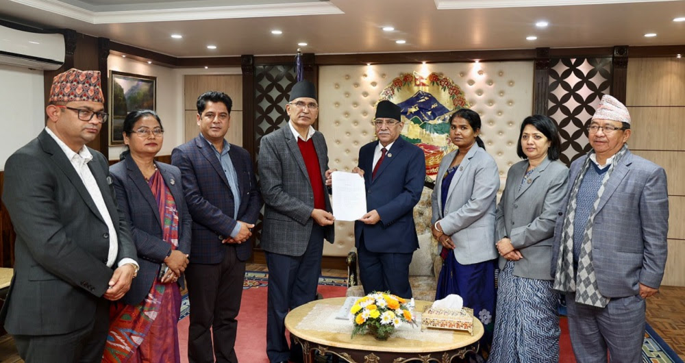 अर्थमन्त्री विष्णु पौडेलसहित ८ मन्त्रीले बुझाए राजीनामा