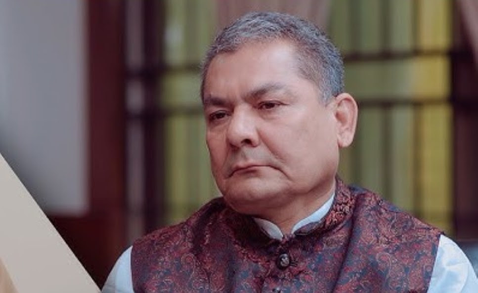 प्रहरीले प्रमाण मागेपछि गल्ती स्वीकार्दै माफी मागेर फर्किए दुर्गा प्रसाई