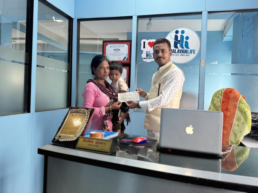 हिमालयन लाइफ इन्स्योरेन्सद्वारा मृत्युदाबी भुक्तानी