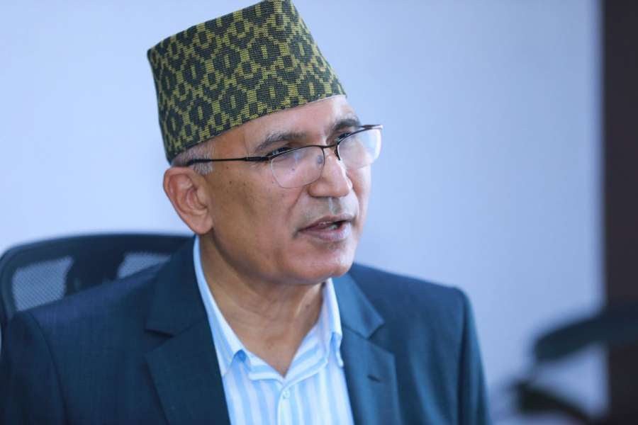 अब निजी क्षेत्र गुनासोबाट बाहिर निस्किनु पर्छ : अर्थमन्त्री