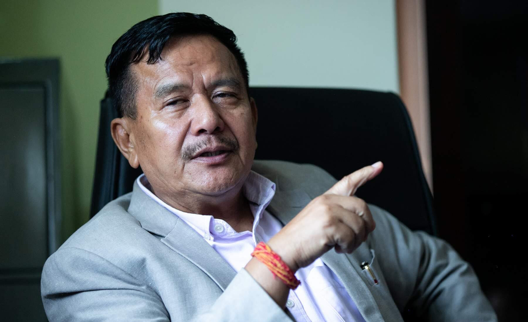 सांसदको आरोपमा मीनबहादुरको आपत्ति, ‘अवैध भेप भाटभटेनीको होइन, तथ्य बुझेर बोलौं’