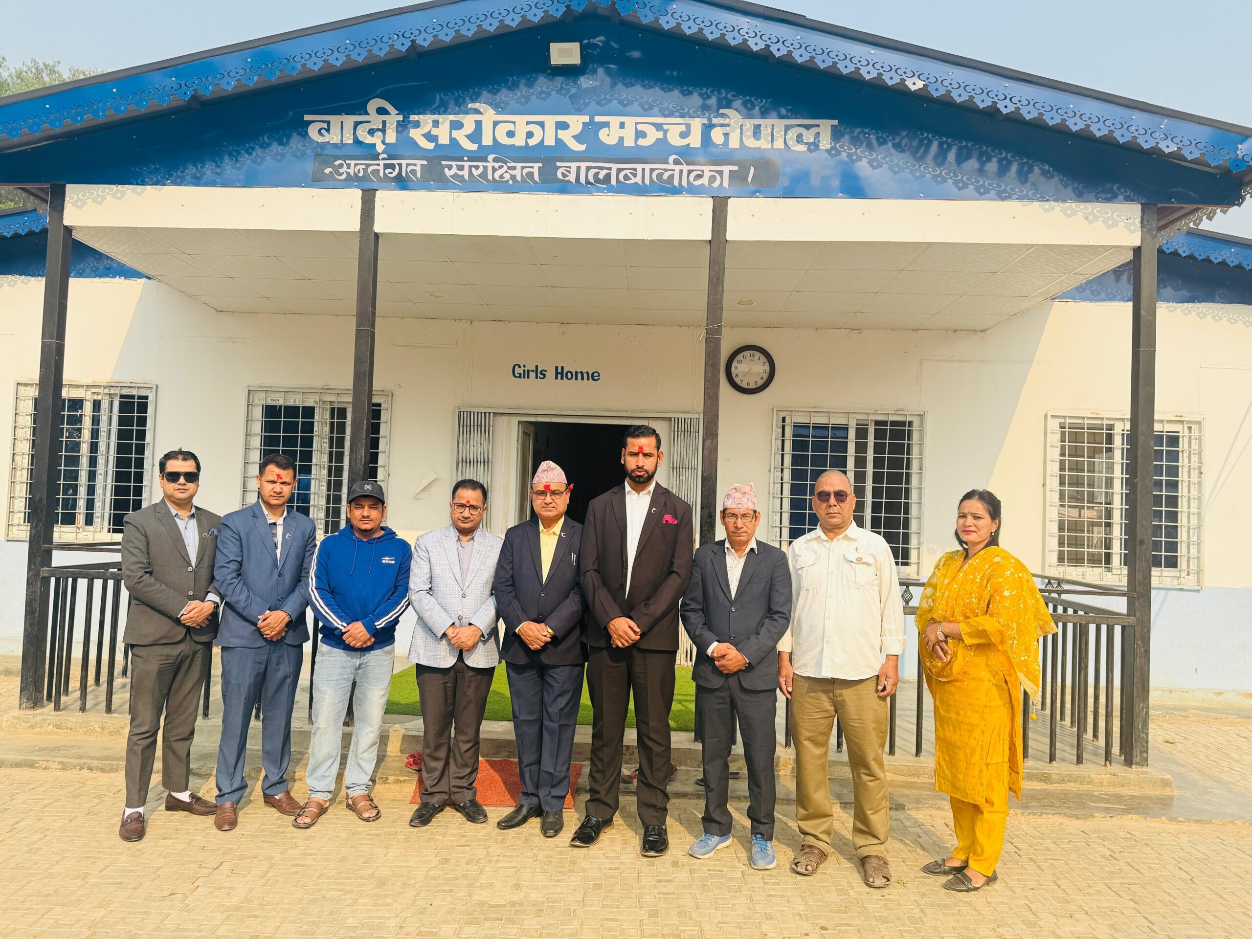 सिटिजन लाइफ इन्स्योरेन्सद्वारा बादी सरोकार मञ्च नेपाललाई खाद्यान्न सामग्री सहयोग