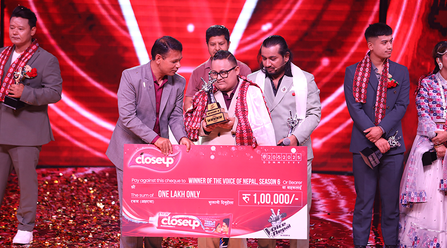 भ्वाइस अफ नेपालका विजेतालाई क्लोजअपले दियो १ लाख नगद पुरस्कार