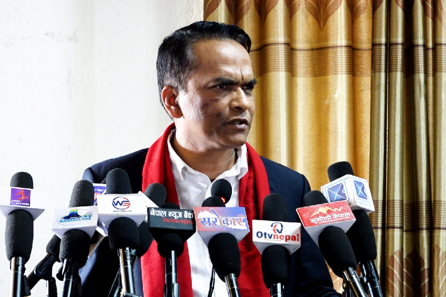 नेपाल दुई चारवटा जातले मजाले लुटेर खाएको ठाँउ हो, यसले हाम्रो देशलाई अगाडि बढाउँदैन’