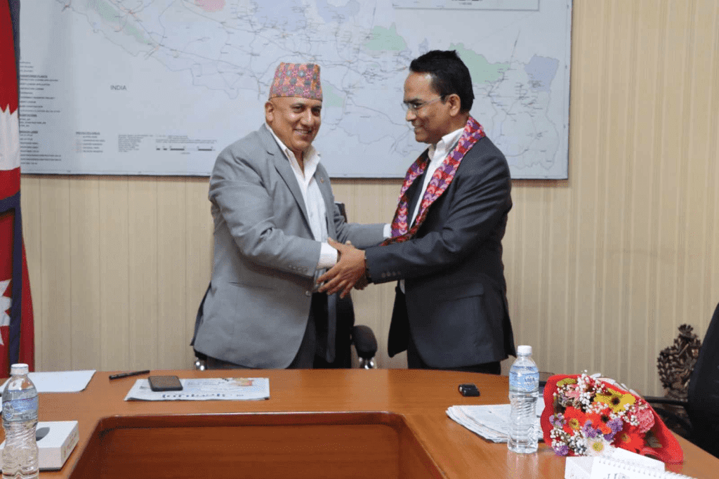 योजना आयोगका उपाध्यक्ष र राष्ट्र बैंकका गभर्नरबिच छलफल