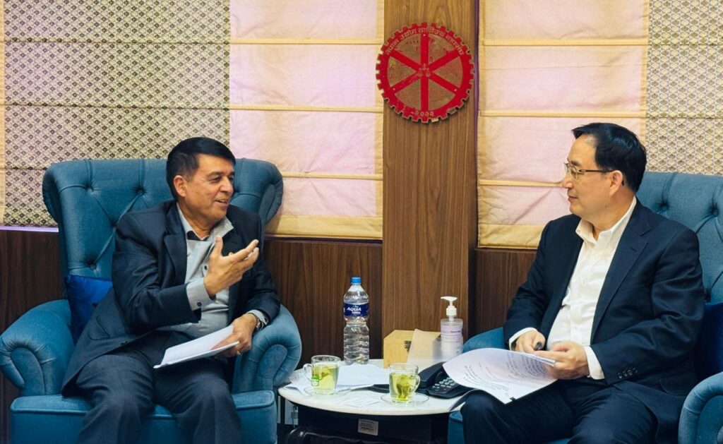 महासंघका अध्यक्ष ढकाल र चीनको ग्वाङ्दोङ डिपार्टमेन्टका मन्त्री वाङ शीबीच भेटवार्ता