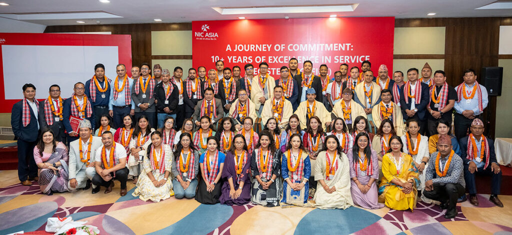 एनआईसी एशिया बैंकका डेपुटी सीईओसहित ६८ जना कर्मचारी सम्मानित