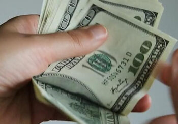 विदेशी मुद्रा साट्न बैंक खाता अनिवार्य