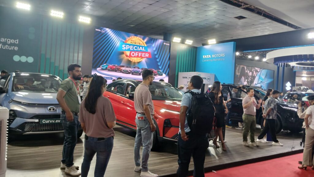 टाटा ईभीको चार्जिङ अब सधैंका लागि निःशुल्क