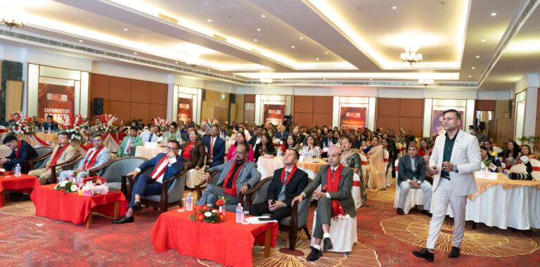 प्रभु महालक्ष्मी लाइफको ‘क्लव एचिभर्स सेरेमोनी’ पोखरामा धूमधाम