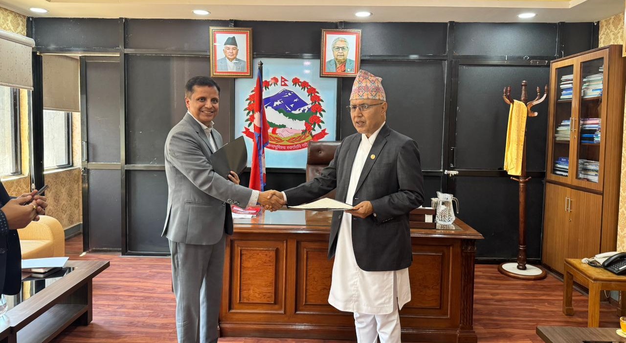 बीमा प्राधिकरणको नयाँ अध्यक्षमा शर्मा