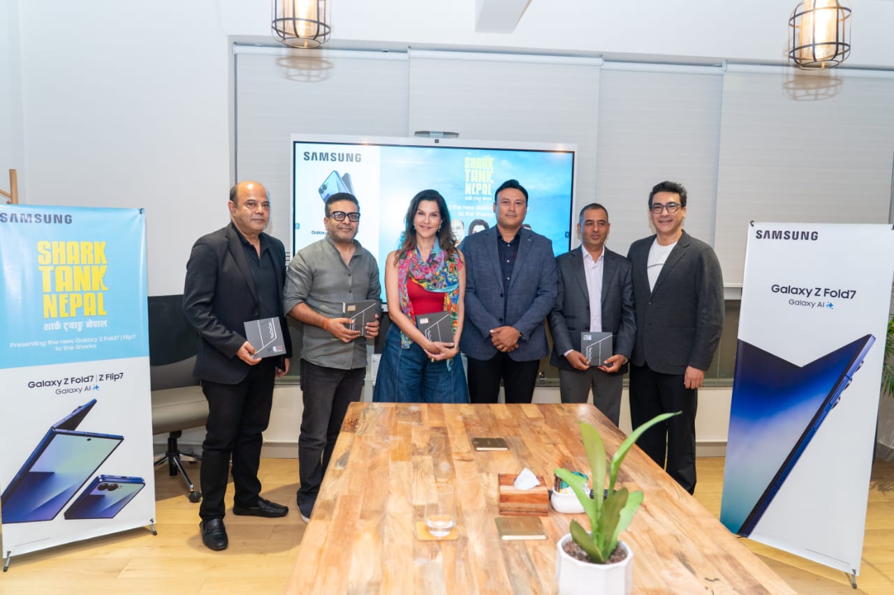 सामसङ नेपालले गर्‍यो शार्क ट्याङ्क नेपालका शार्कहरूलाई ग्यालेक्सी जेड फोल्ड ७ प्रस्तुत