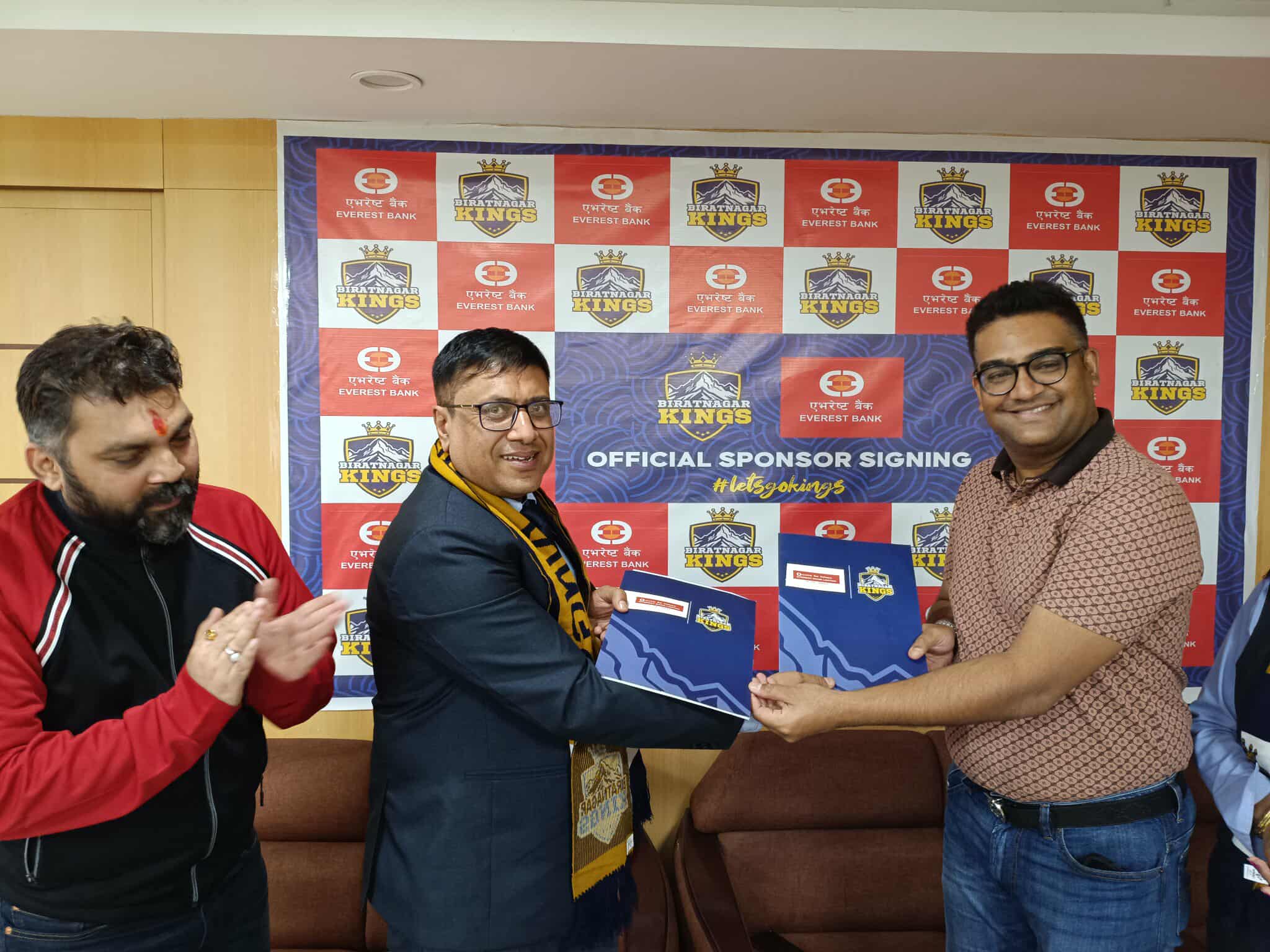 एनपीएलको फ्रेन्चाइज टिम  विराटनगर किङ्ग्सको प्रायोजकमा एभरेस्ट बैंक