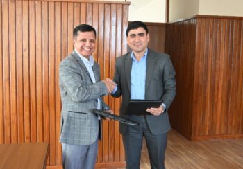 राष्ट्रिय जीवन बिमा कम्पनीका सञ्चालक रमेश अर्यालले लिए पद तथा गोपनियताको शपथ