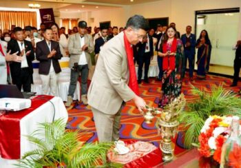 गण्डकी प्रदेशका उत्कृष्ट अभिकर्ता नेशनल लाइफद्वारा सम्मानित