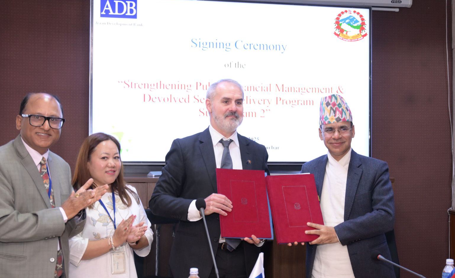 नेपाल सरकार र एसियाली विकास बैंकबीच सहुलियतपूर्ण ऋण सम्झौतामा हस्ताक्षर