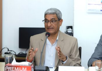 भिजिट भिसामा प्रकरणमा लेखकले घुस लिएको अख्तियारको आशंका