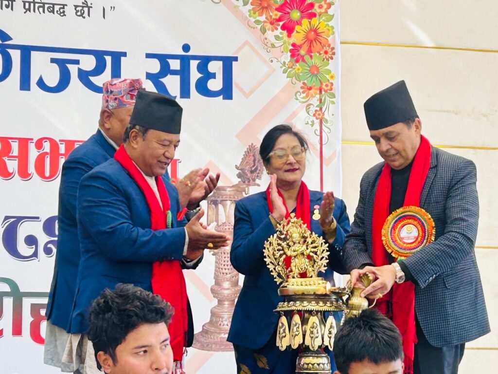 महासंघको ६०औँ महाधिवेशनमा सर्वसम्मत नेतृत्व चयनको पहल हुन्छ : अध्यक्ष ढकाल*