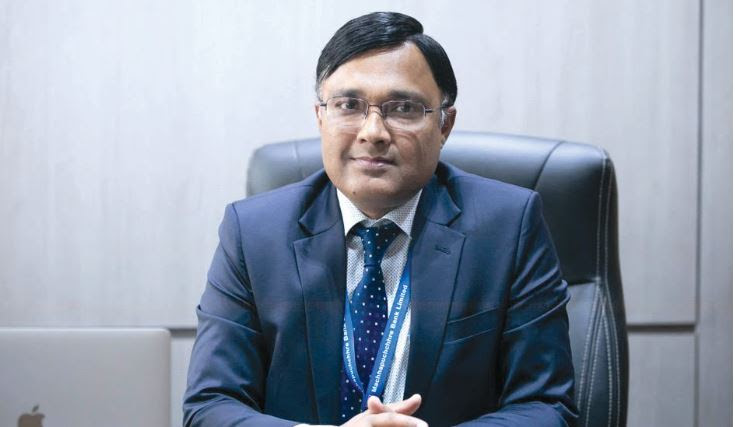 बैंकबाट ऋण लिएर धेरै घरधुरी समृद्ध भएका छन् : सन्तोष कोइराला