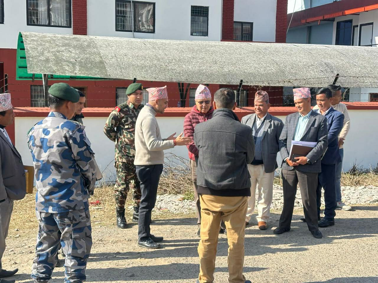 चुनावी माहौल बुझ्न जिल्ला दौडाहामा अर्थमन्त्री