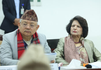 स्वास्थ्यमन्त्री शर्माले प्रधानमन्त्रीले राखेको बैठकमा बीमाका लागि मागिन् १५ अर्ब, ‘नभए उपचार बन्द’