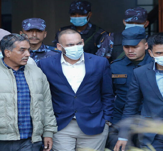 प्रदीप अधिकारीलाई धरौटीमा छाड्न सर्वोच्चको अस्वीकार