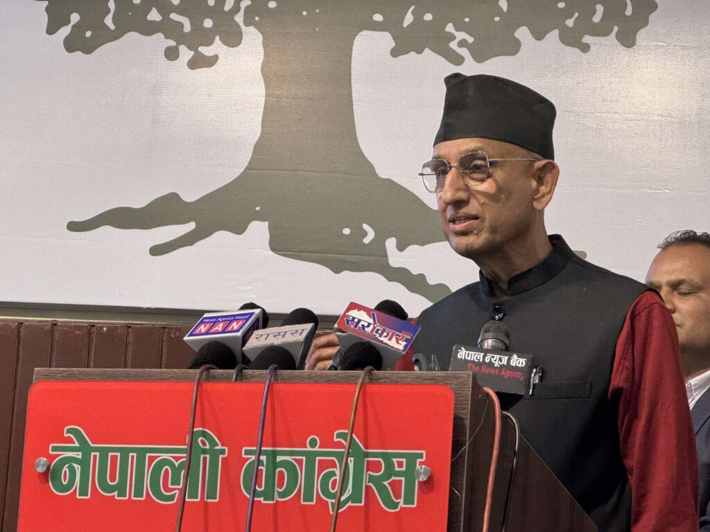 कम्युनिस्टसँग मिलेर घुमिफिरी सत्ताको चास्नीमा डुब्दा कांग्रेसलाई जनताले सजाय दिए’