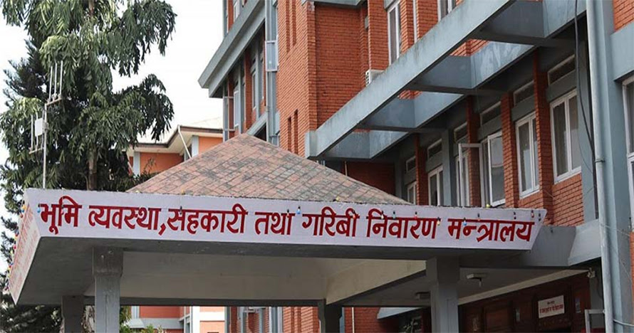 समस्याग्रस्त सहकारीको ऋण तिर्न १५ दिने सूचना