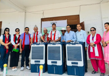 कामना सेवा विकास बैंकद्वारा रूपन्देहीको पशुपति माध्यमिक विद्यालयलाई तीन थान कुलर हस्तान्तरण