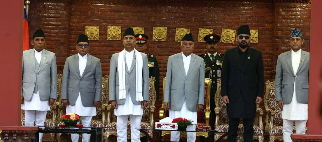 नवनियुक्त प्रधानन्यायाधीश डा. मनोजकुमार शर्माद्वारा राष्ट्रपतिबाट शपथ ग्रहण