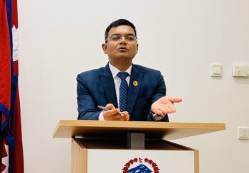 प्रधानमन्त्रीलाई मेसेज गर्ने सचिव जगेडामा तानिए