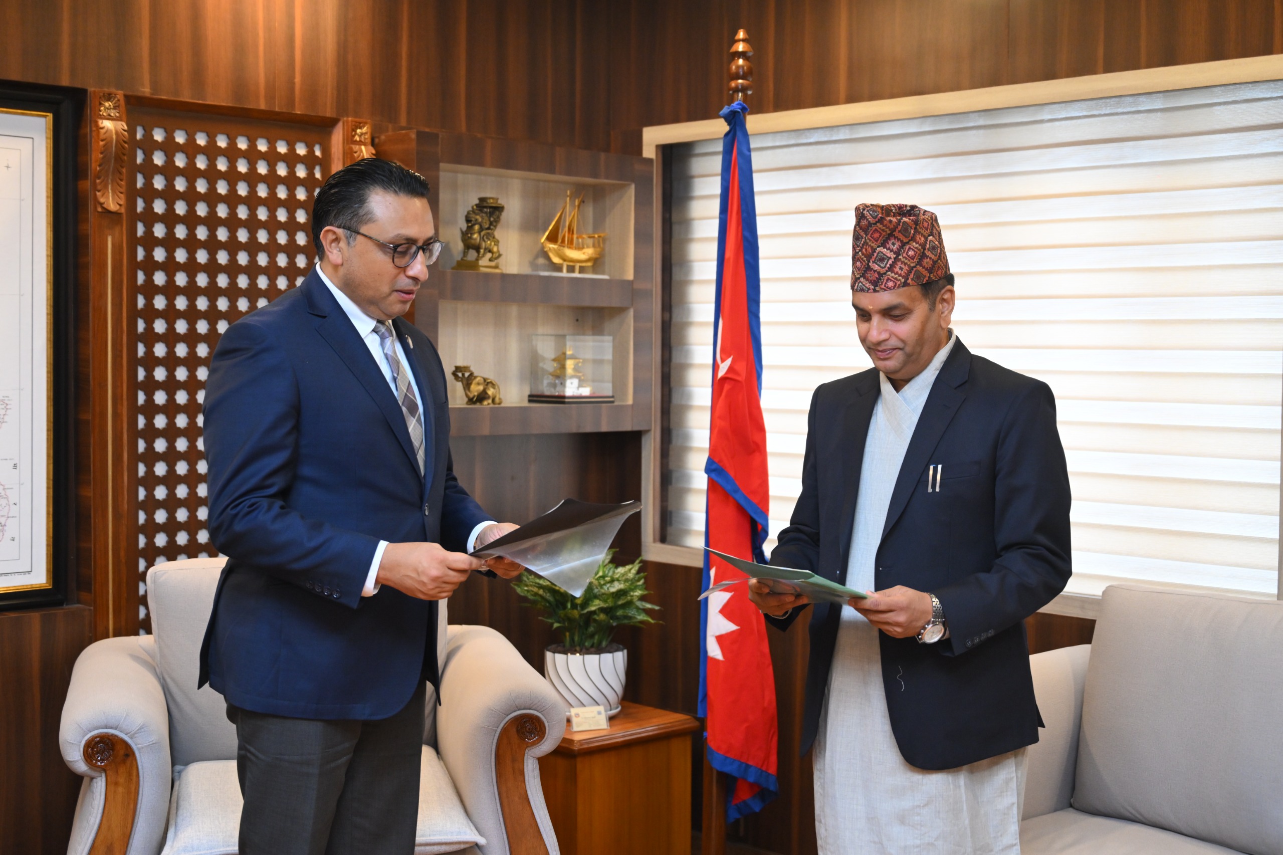 सेबोन अध्यक्ष भट्टद्वारा पदभार ग्रहण